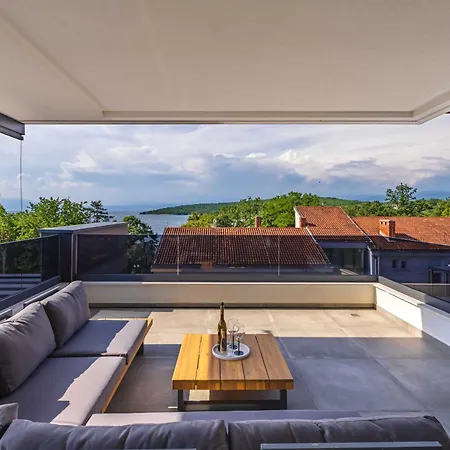 Aurelius Luxury *