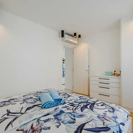 Aurelius Luxury Apartment Njivice